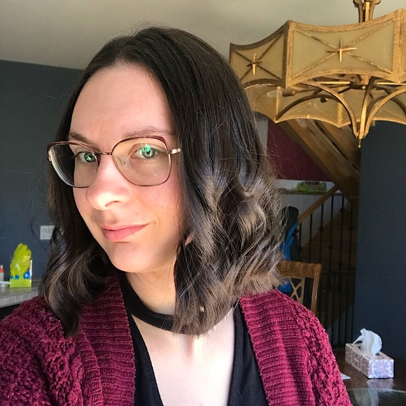 Meet your Posher, Jess - Picture 1 of 1